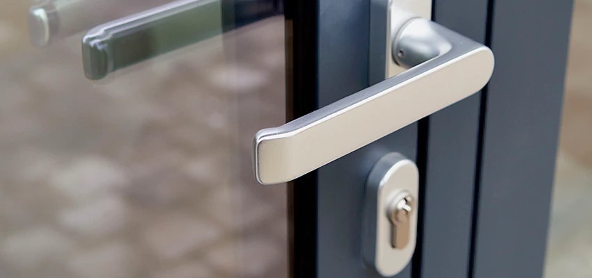 Broken Door Lock Cylinder Repair in Shafter, California